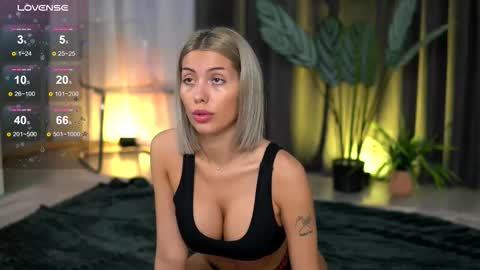 Isabella online show from October 29, 7:43 am