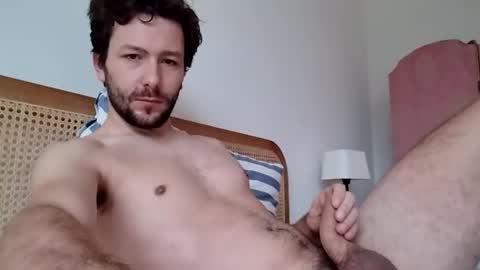 Snapshot of aufzeit chatting on December 22, 8:44 am aufzeit online show from December 22, 8:44 am