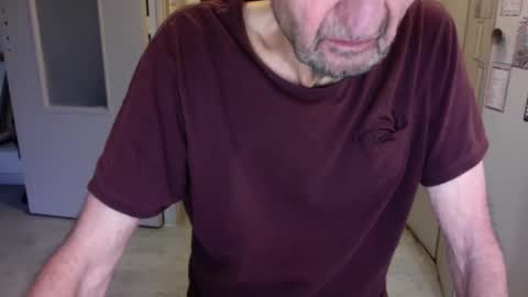 Snapshot of auguste061400 chatting on February 22, 10:07 am auguste061400 online show from February 22, 10:07 am