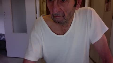 auguste688483 online show from January 19, 9:57 am