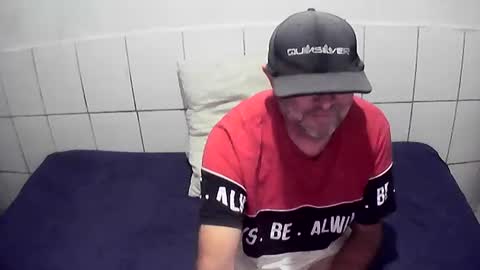 Snapshot of augustopierdona26 chatting on June 15, 7:49 pm cesar augusto online show from June 15, 7:49 pm