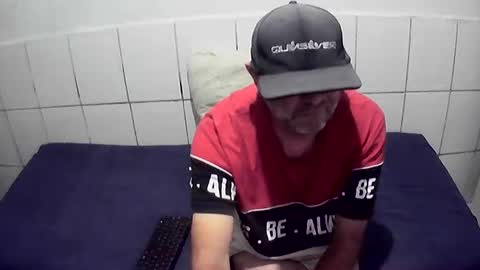 Snapshot of augustopierdona26 chatting on June 18, 11:31 pm cesar augusto online show from June 18, 11:31 pm