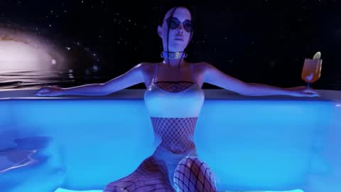 Aura online show from November 2, 10:45 pm