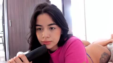 Snapshot of aura_sensual chatting on February 23, 5:29 pm . online show from February 23, 5:29 pm