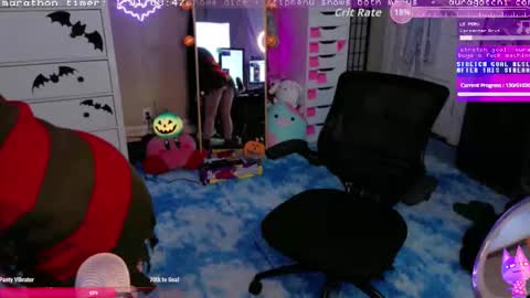 Aurora  Aura online show from October 31, 10:44 pm