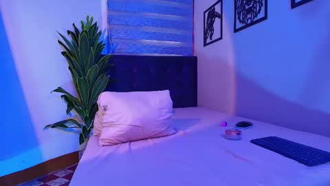 auralis_lux online show from May 29, 12:14 pm
