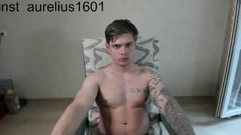 Snapshot of aurelius_x1 chatting on June 11, 10:24 am Maks online show from June 11, 10:24 am