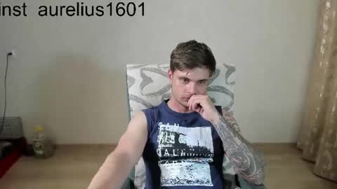 Snapshot of aurelius_x1 chatting on June 13, 7:01 pm Maks online show from June 13, 7:01 pm