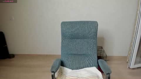 Snapshot of aurelius_x1 chatting on August 5, 6:44 pm Maks online show from August 5, 6:44 pm