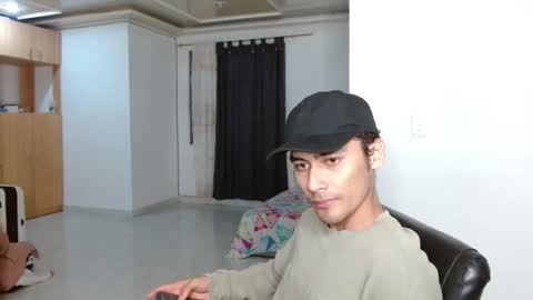 Aureliano online show from November 28, 11:07 pm