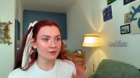 AURIKA OR AURA online show from May 4, 1:23 am