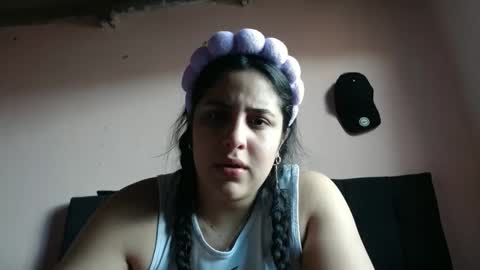 Snapshot of auroa_0785 chatting on May 31, 6:53 pm auroa_0785 online show from May 31, 6:53 pm
