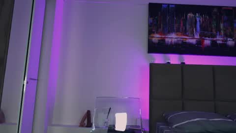 Snapshot of aurora_cherry chatting on May 21, 12:56 pm Aurora online show from May 21, 12:56 pm
