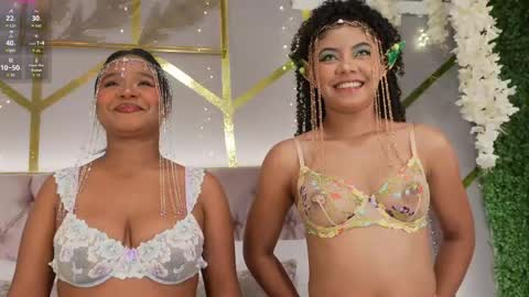 Snapshot of aurora_cruz chatting on June 7, 7:39 pm aurora_cruz online show from June 7, 7:39 pm
