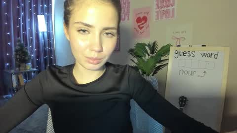 aurora_glow_211 online show from March 11, 1:28 pm