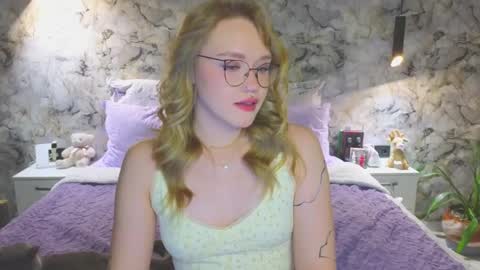 Kate online show from October 18, 5:25 pm