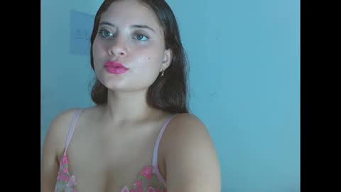aurora_lenovic online show from March 1, 4:33 pm