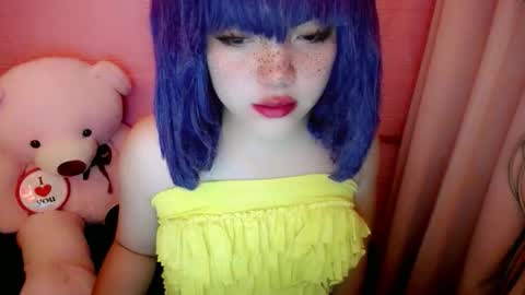 Snapshot of aurora_more chatting on June 10, 10:03 am cute online show from June 10, 10:03 am