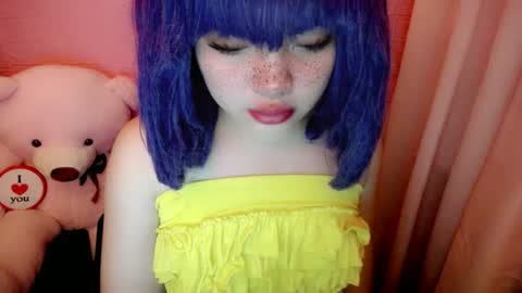 Snapshot of aurora_more chatting on June 20, 11:51 pm cute online show from June 20, 11:51 pm