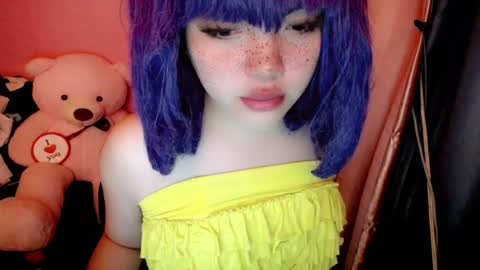 Snapshot of aurora_more chatting on July 12, 12:01 am cute online show from July 12, 12:01 am