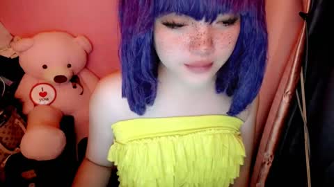 Snapshot of aurora_more chatting on July 13, 1:14 pm cute online show from July 13, 1:14 pm