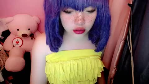Snapshot of aurora_more chatting on July 14, 2:05 am cute online show from July 14, 2:05 am