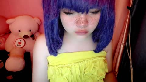 Snapshot of aurora_more chatting on July 16, 9:32 pm cute online show from July 16, 9:32 pm