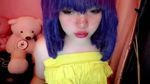 Snapshot of aurora_more chatting on July 18, 12:26 am cute online show from July 18, 12:26 am