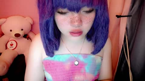 Snapshot of aurora_more chatting on August 2, 3:38 am cute online show from August 2, 3:38 am