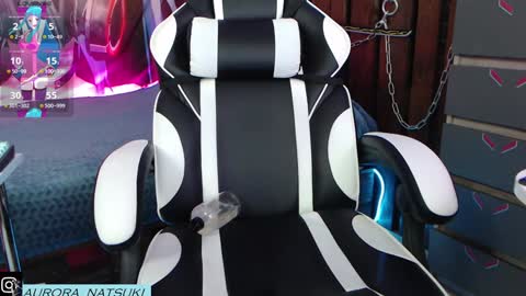 AURORA NATSUKI online show from January 7, 11:58 am