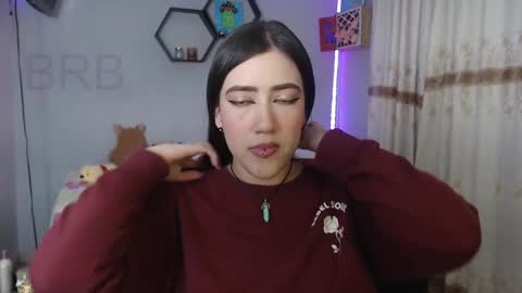 Snapshot of aurora_shy_ chatting on January 31, 12:28 am Aurora online show from January 31, 12:28 am