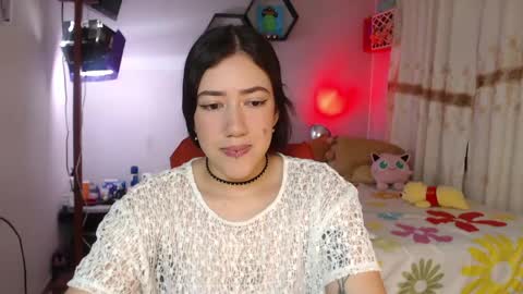 Snapshot of aurora_shy_ chatting on April 26, 8:17 pm Aurora online show from April 26, 8:17 pm