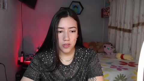 Snapshot of aurora_shy_ chatting on May 10, 2:33 pm Aurora online show from May 10, 2:33 pm