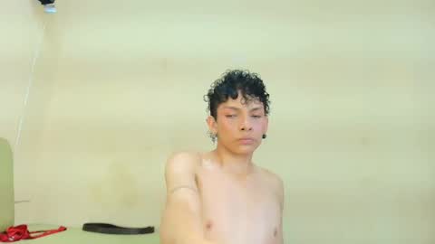 auroraa_369 online show from March 16, 5:44 am