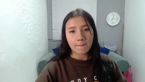 Snapshot of aurorafuckass chatting on December 15, 12:20 pm aurorafuckass online show from December 15, 12:20 pm