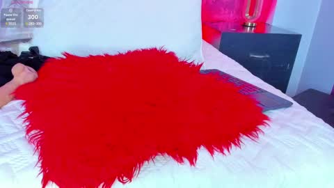 Snapshot of aurorarojas chatting on December 28, 4:30 am Aurora Rojas online show from December 28, 4:30 am