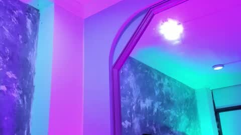 Snapshot of aurorarojas chatting on January 10, 7:57 am Aurora Rojas online show from January 10, 7:57 am