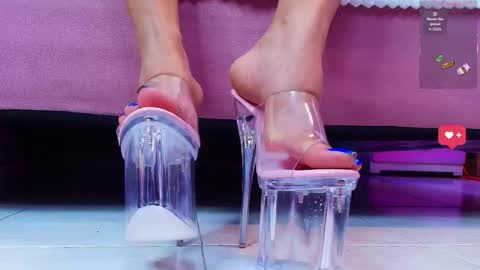 Snapshot of aurorasim chatting on January 16, 1:37 pm Aurora online show from January 16, 1:37 pm