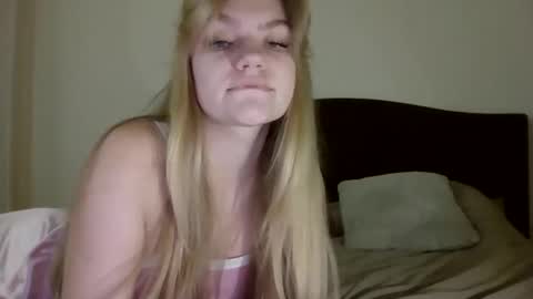 AuroraXRoses online show from November 23, 10:31 pm