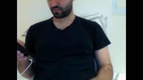 Snapshot of aussie099 chatting on December 8, 3:10 am aussie099 online show from December 8, 3:10 am