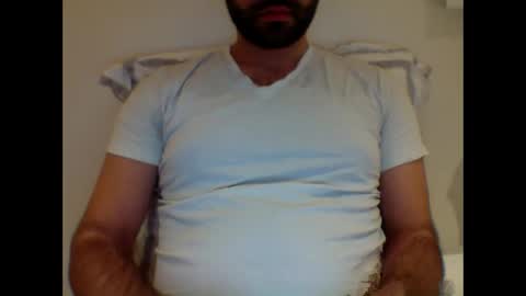 Snapshot of aussie099 chatting on December 10, 11:00 am aussie099 online show from December 10, 11:00 am