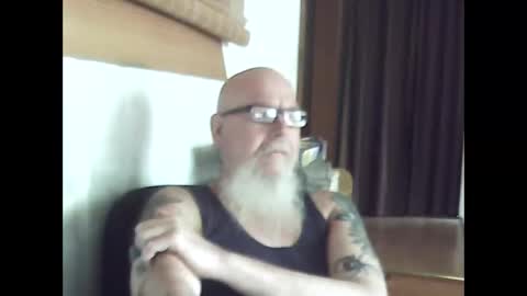 aussie4inch online show from March 4, 1:00 am