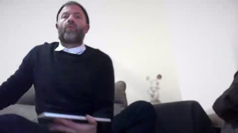 aussie_dad_uc online show from June 24, 9:30 am