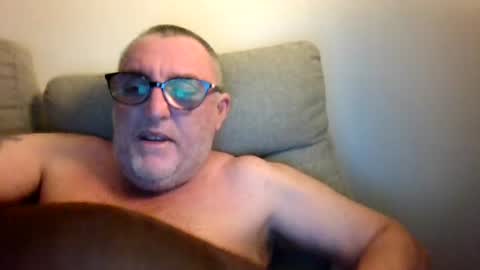 Snapshot of aussie_ozzie chatting on July 6, 2:03 pm aussie_ozzie online show from July 6, 2:03 pm