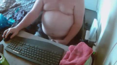 Snapshot of aussiebaker chatting on October 27, 3:43 am aussiebaker online show from October 27, 3:43 am