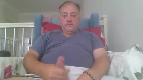 chatbateaussie online show from April 17, 2:14 am