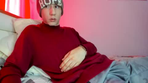 Snapshot of austin1119a chatting on December 31, 5:51 pm austin1119a online show from December 31, 5:51 pm