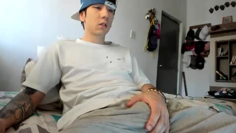 Snapshot of austin1119a chatting on October 15, 4:51 pm austin1119a online show from October 15, 4:51 pm