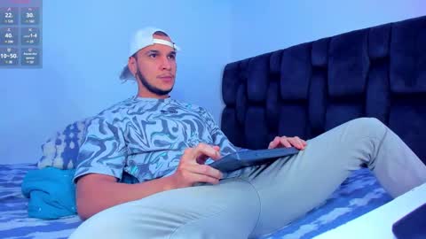 A online show from January 5, 11:01 pm