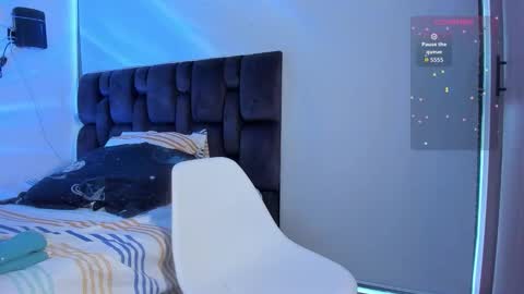 A online show from February 25, 9:35 pm